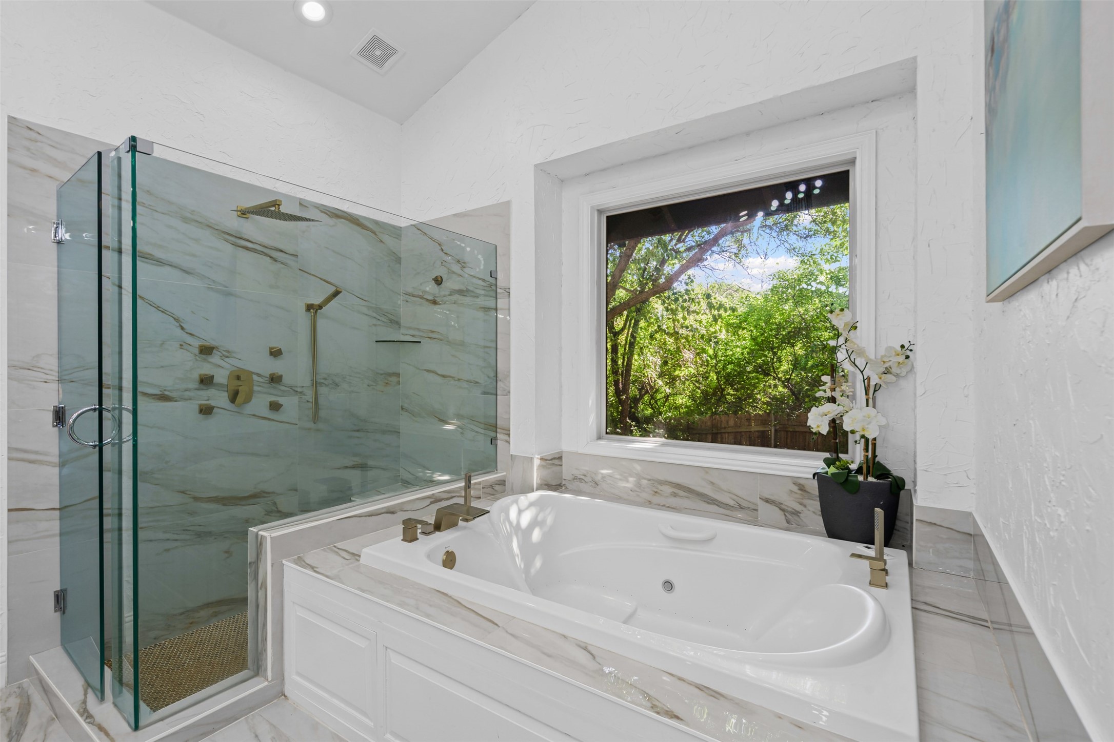108 Dustin Circle Hudson Oaks TX 76087