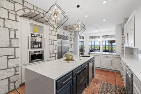 108 Dustin Circle Hudson Oaks TX 76087