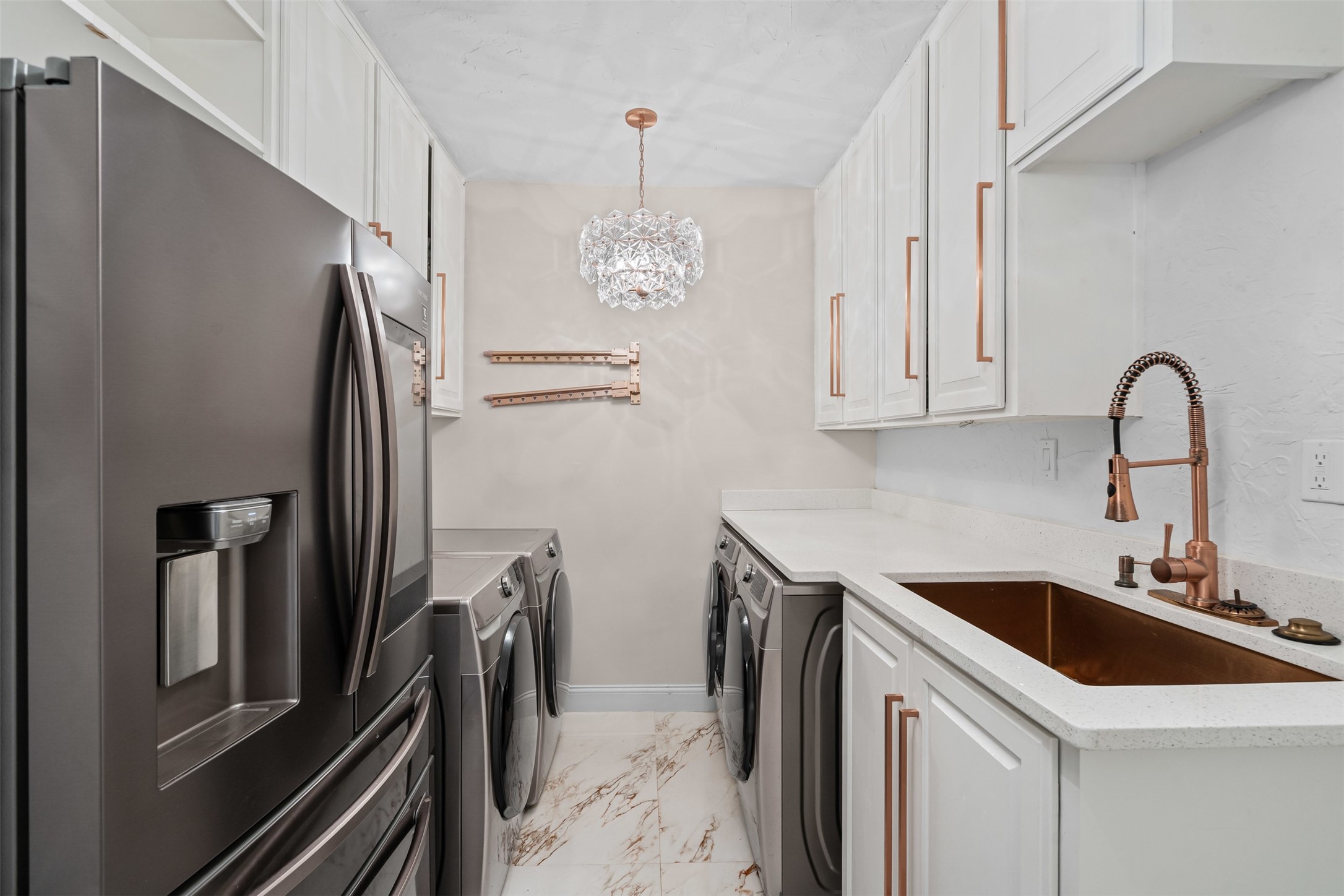 108 Dustin Circle Hudson Oaks TX 76087