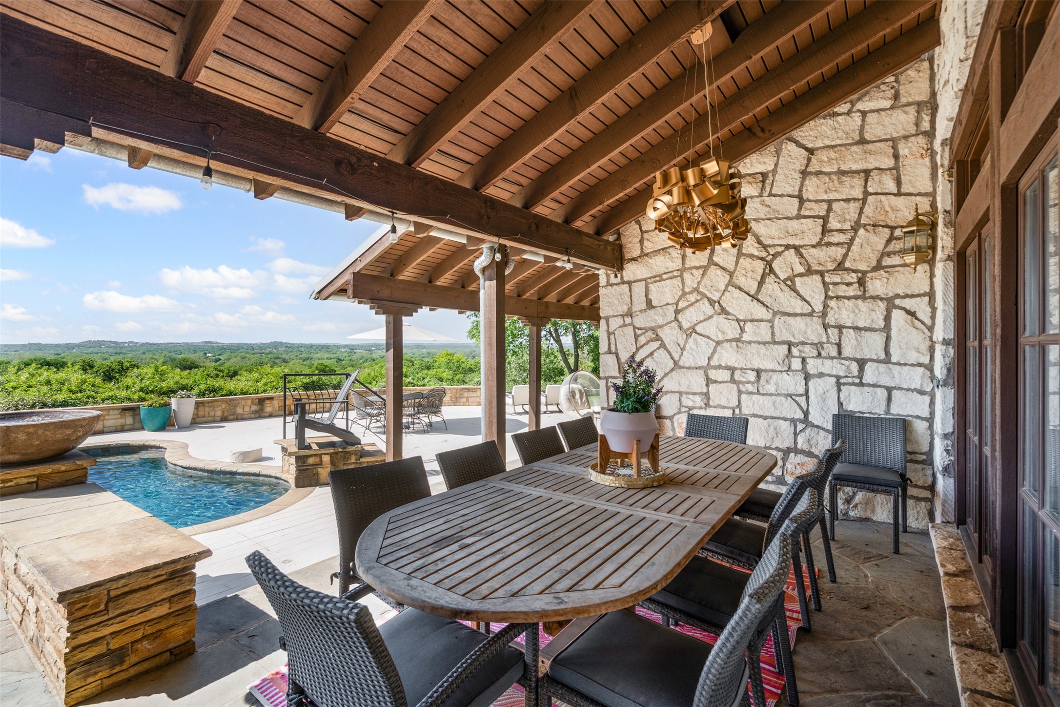 108 Dustin Circle Hudson Oaks TX 76087