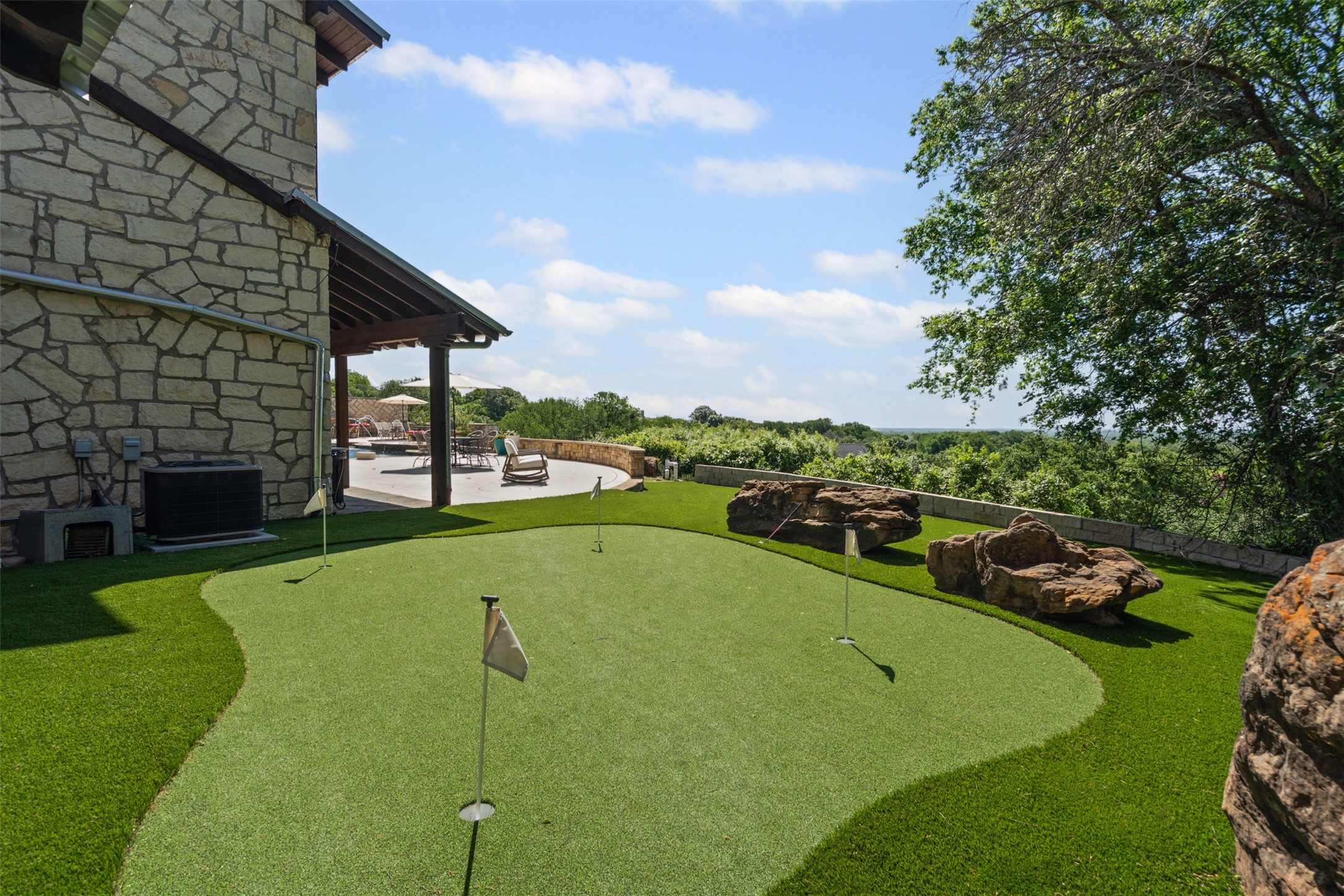 108 Dustin Circle Hudson Oaks TX 76087