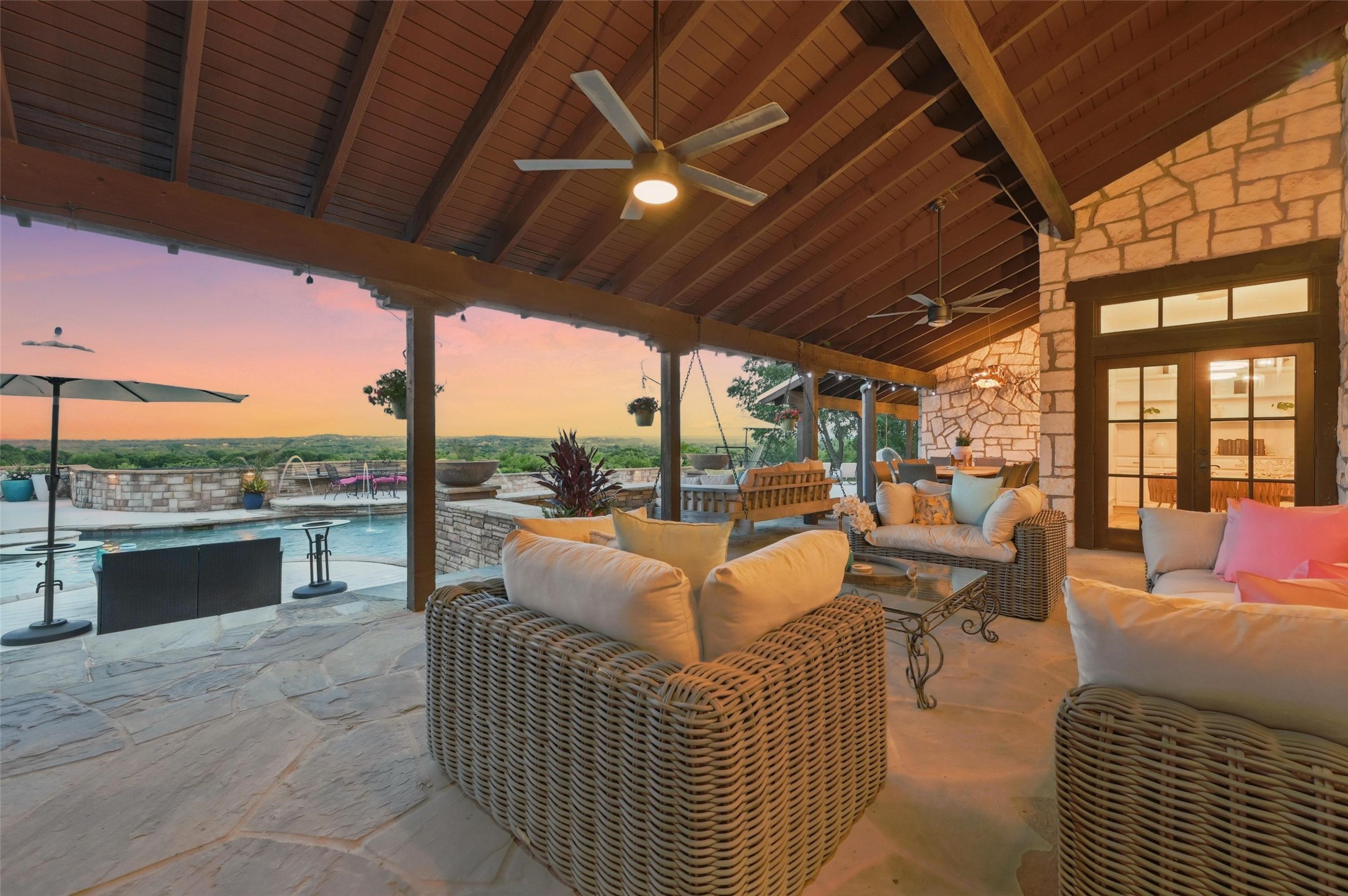 108 Dustin Circle Hudson Oaks TX 76087