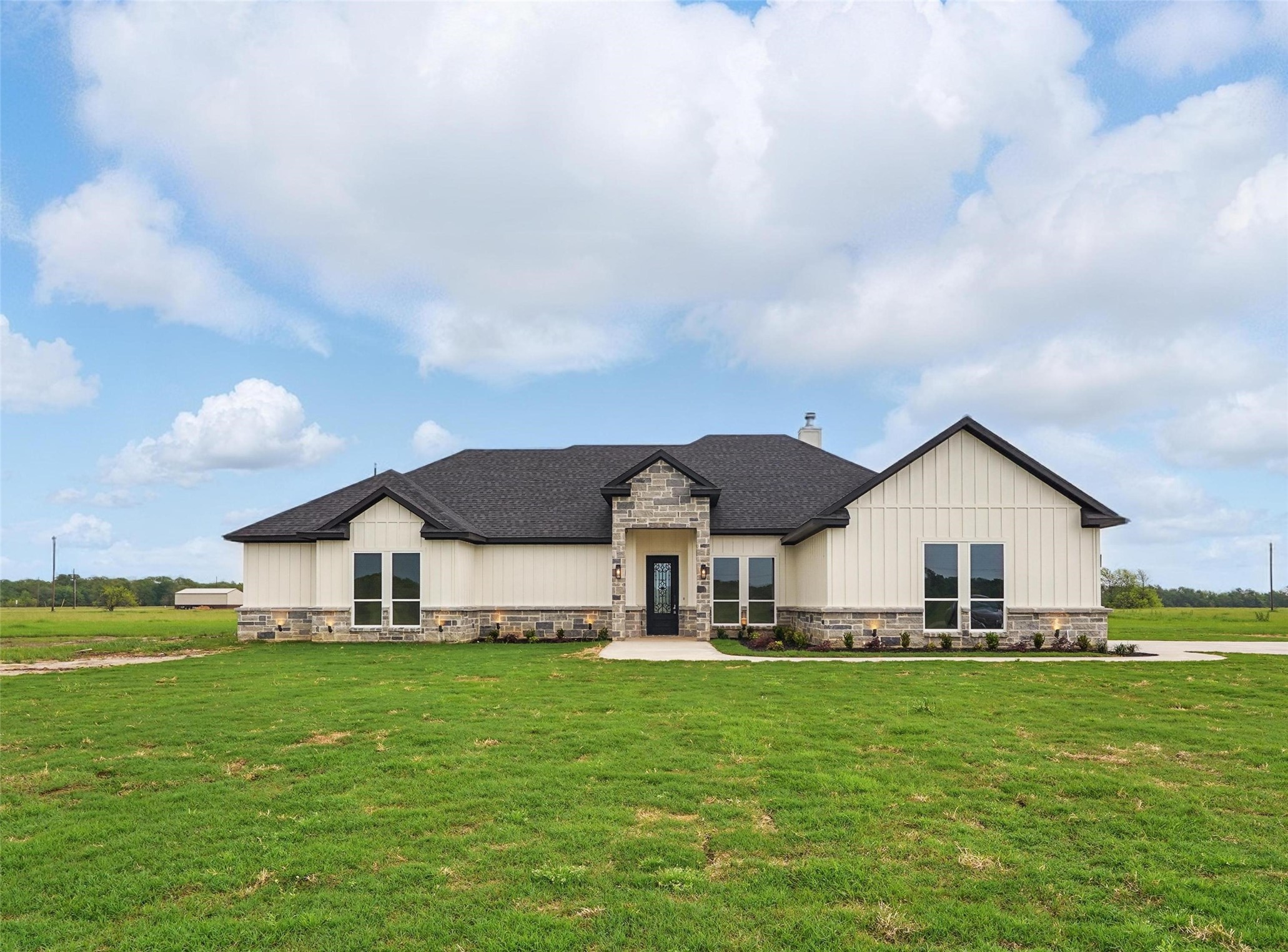 110 SE Private Road 3178 Corsicana TX 75109