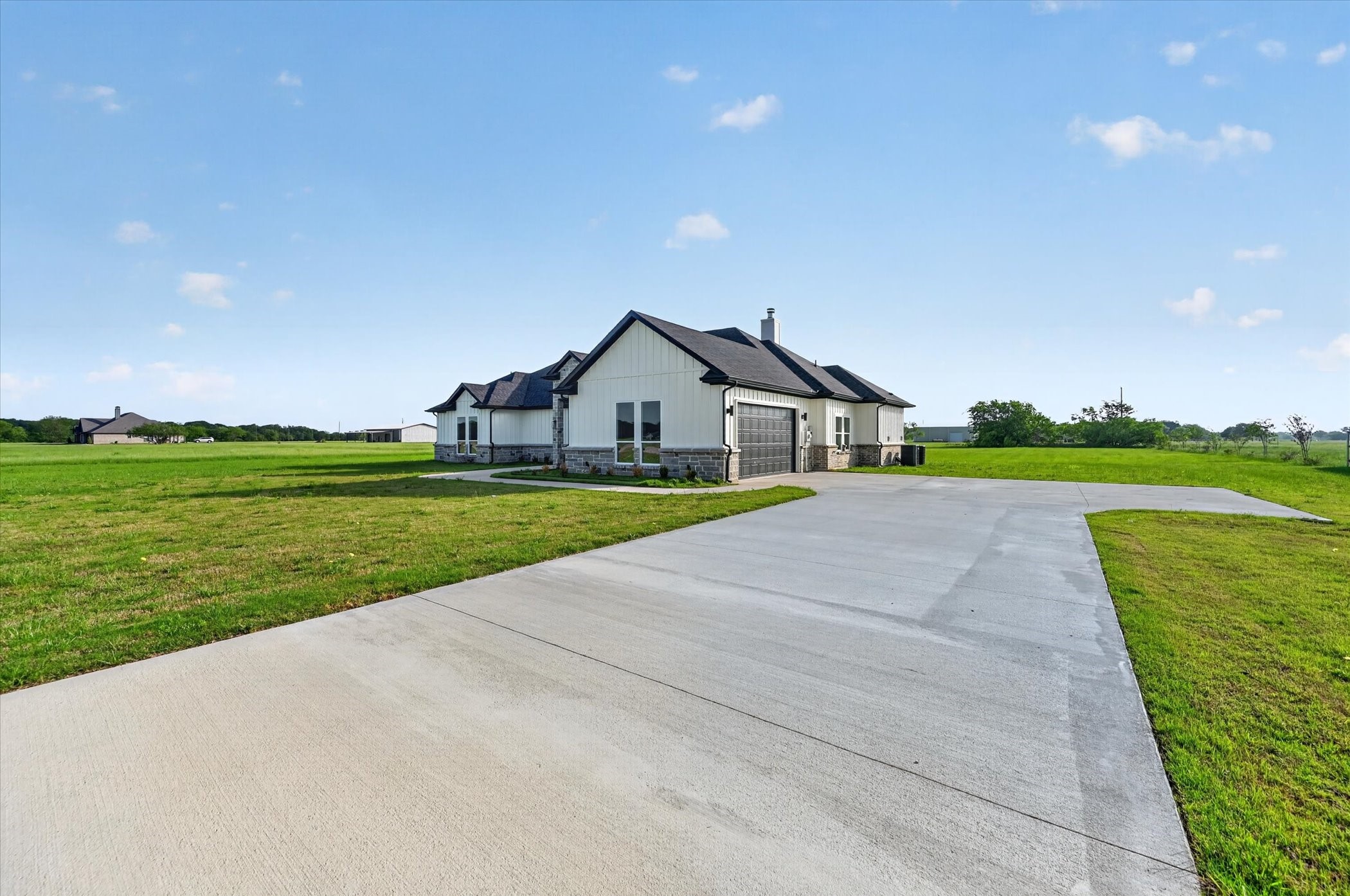 110 SE Private Road 3178 Corsicana TX 75109