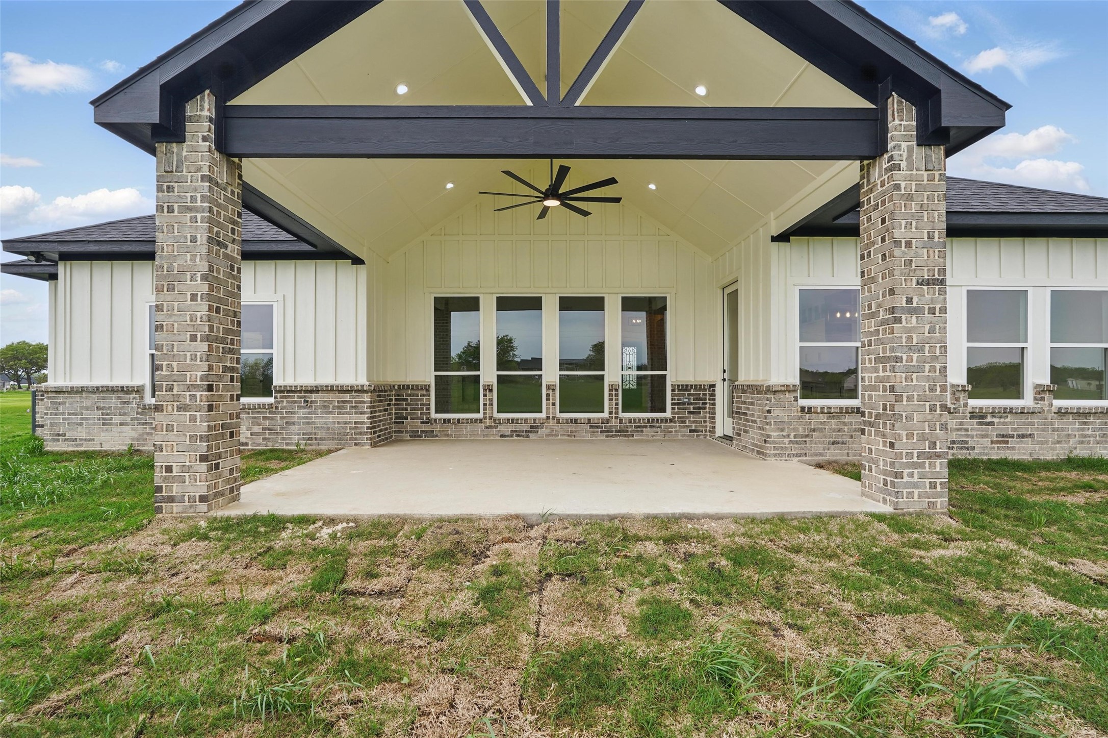 110 SE Private Road 3178 Corsicana TX 75109