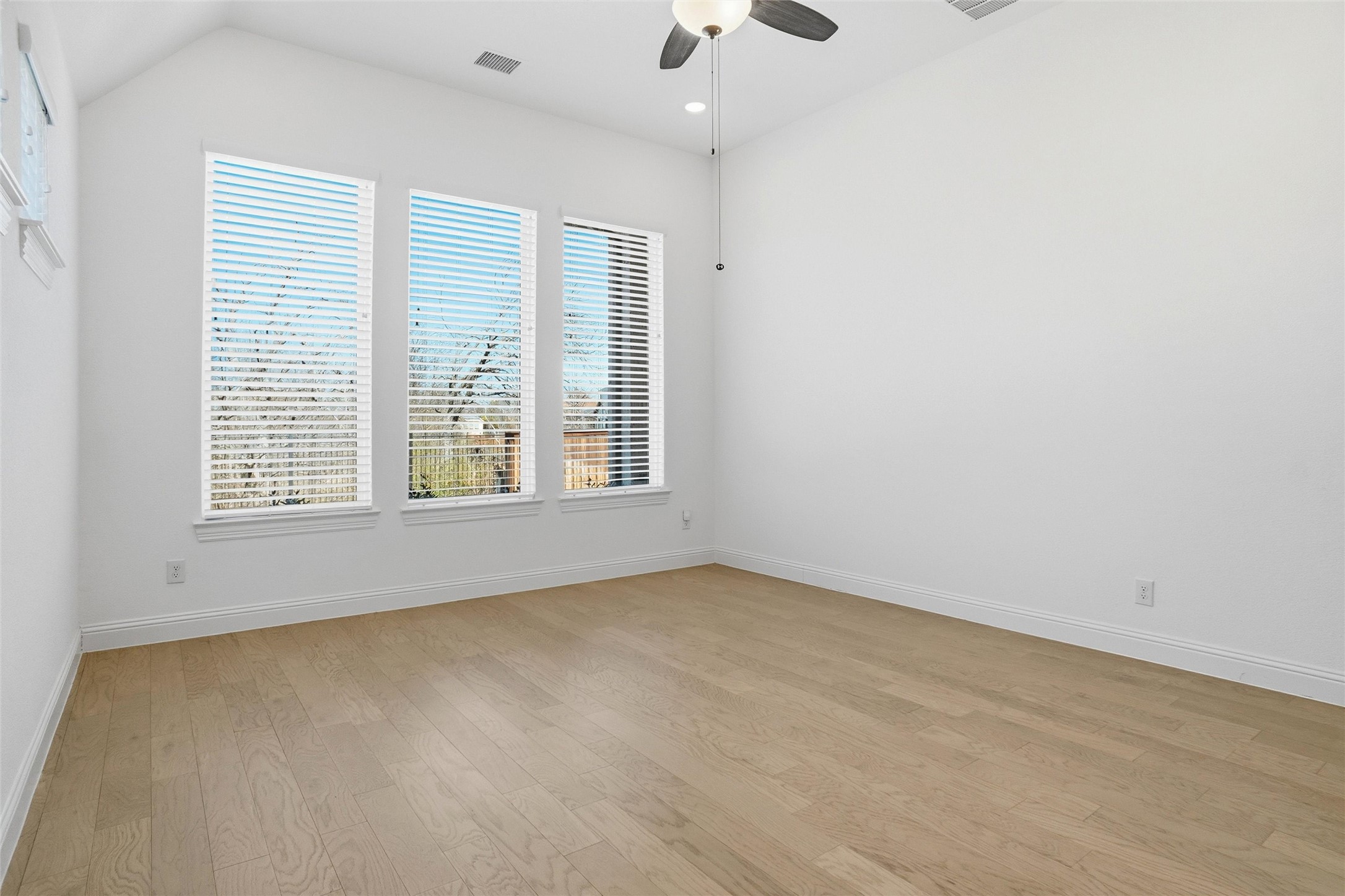 297 Waters Edge Drive Argyle TX 76226