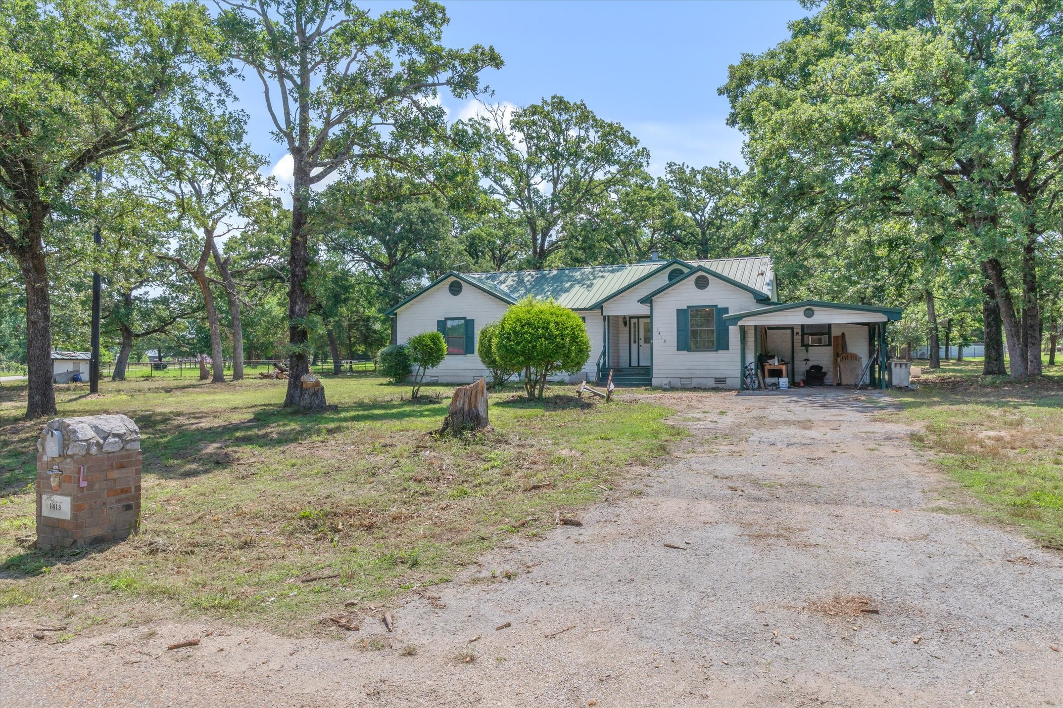1413 Vz County Road 2414 Canton TX 75103