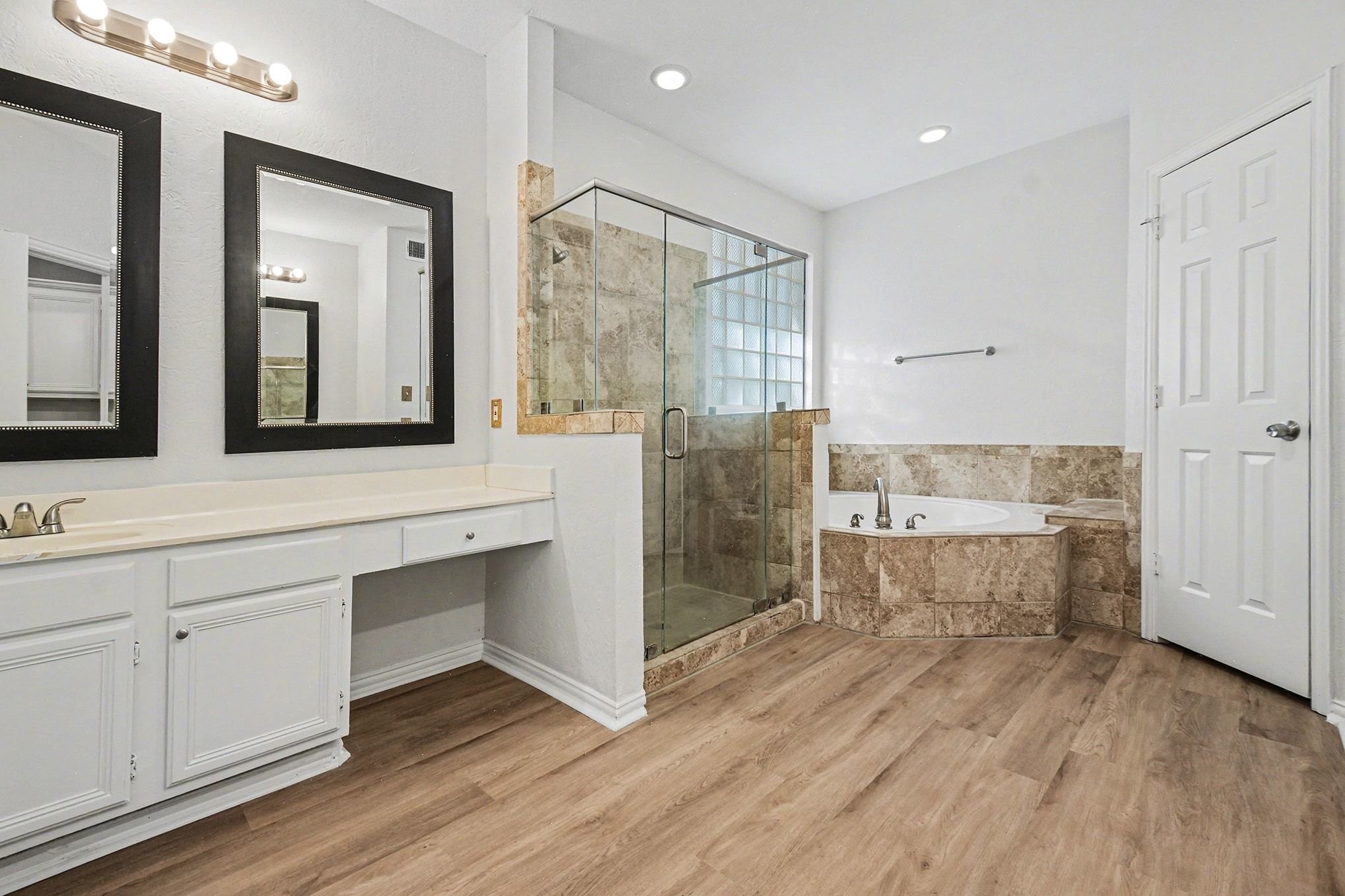 6701 Clear Springs Circle Garland TX 75044