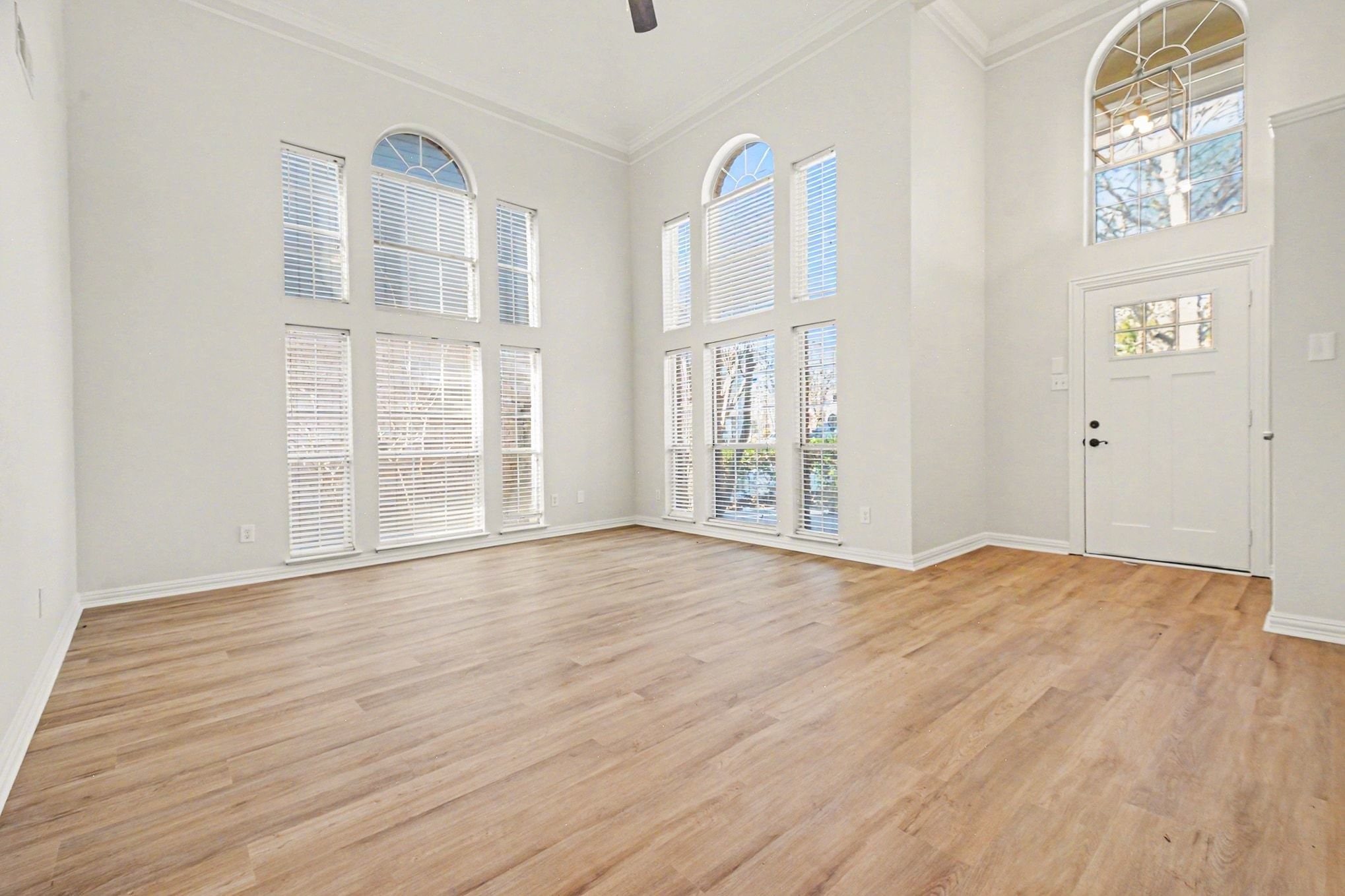 6701 Clear Springs Circle Garland TX 75044