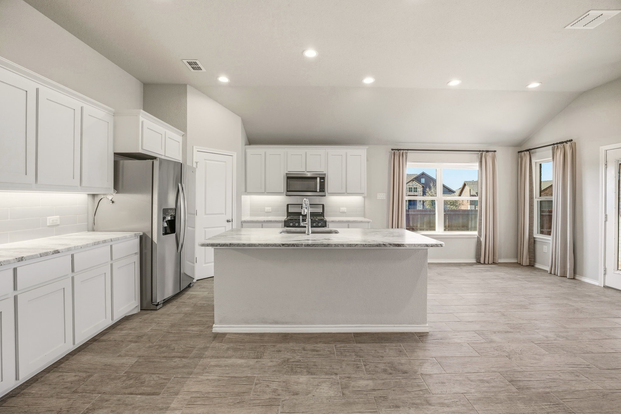 1840 Abelia Lane Weatherford TX 76086