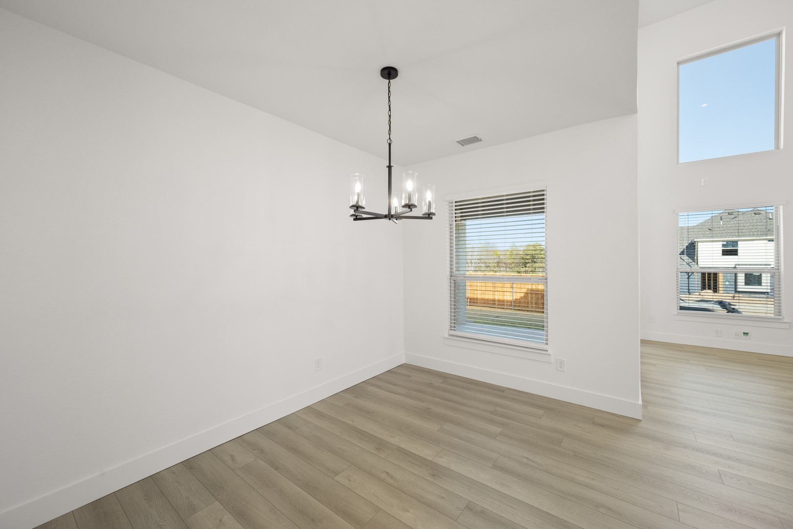 417 Newpark Boulevard Desoto TX 75115