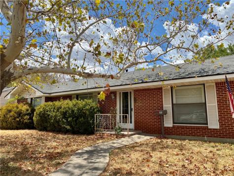 205 N 26th Street Gatesville TX 76528