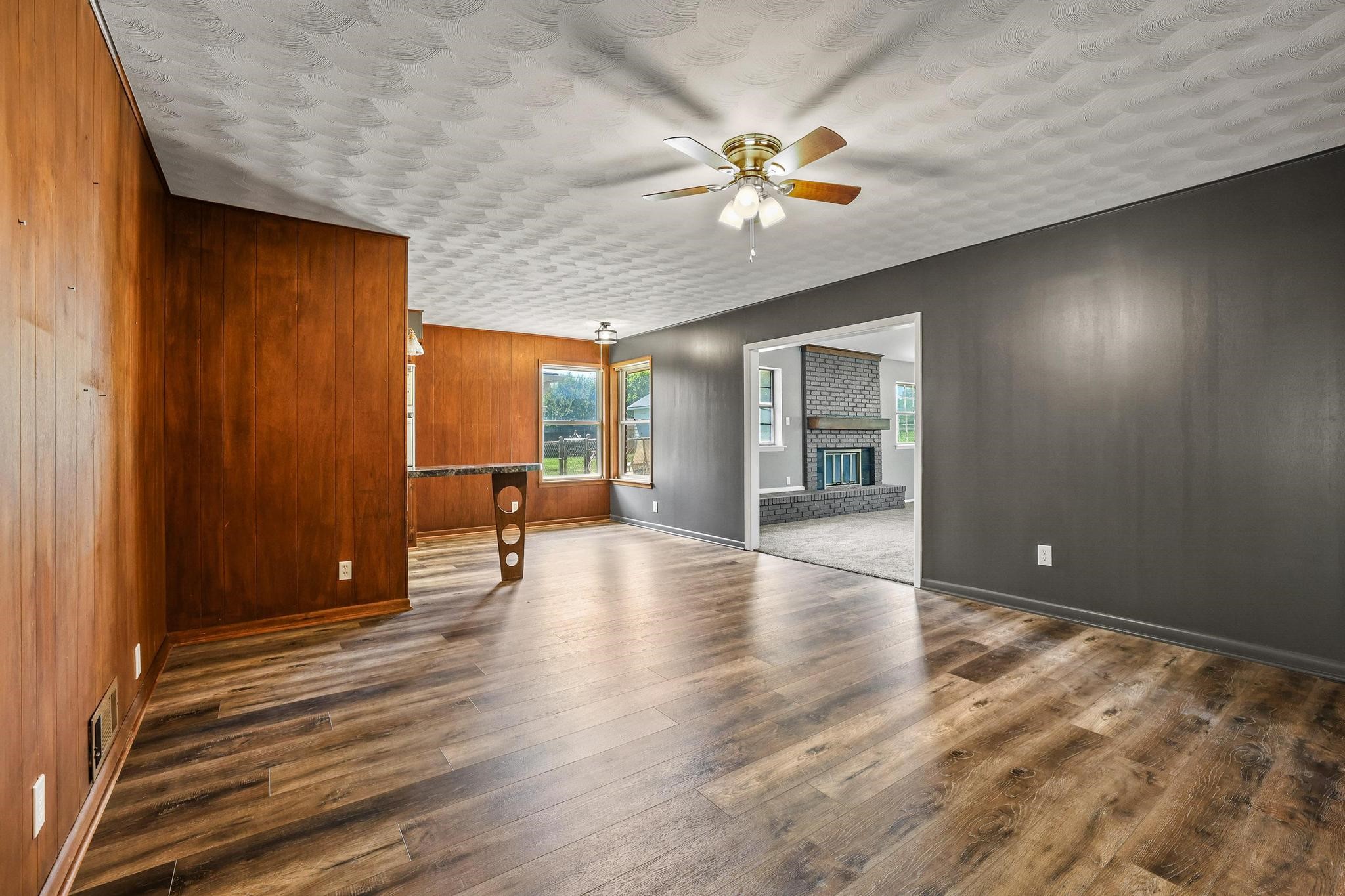 1301 Crestview Drive Denison TX 75020
