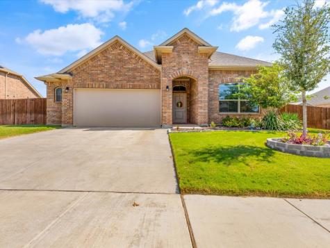 1624 Omaha Drive Granbury TX 76049