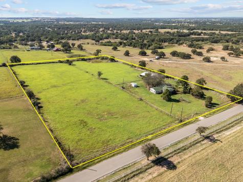 561 W Dry Creek Road Poolville TX 76487