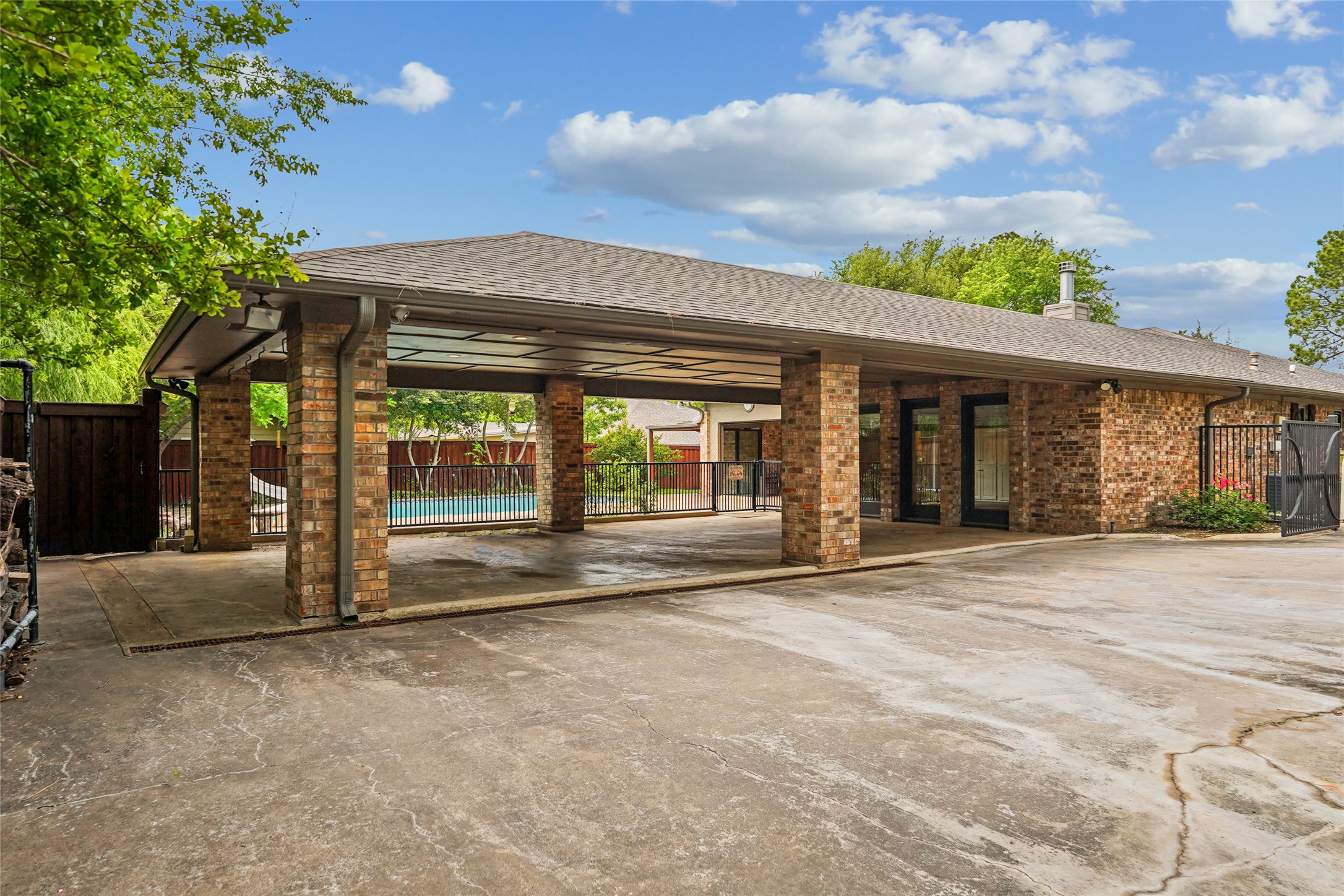 2121 Fairfax Road Denton TX 76205
