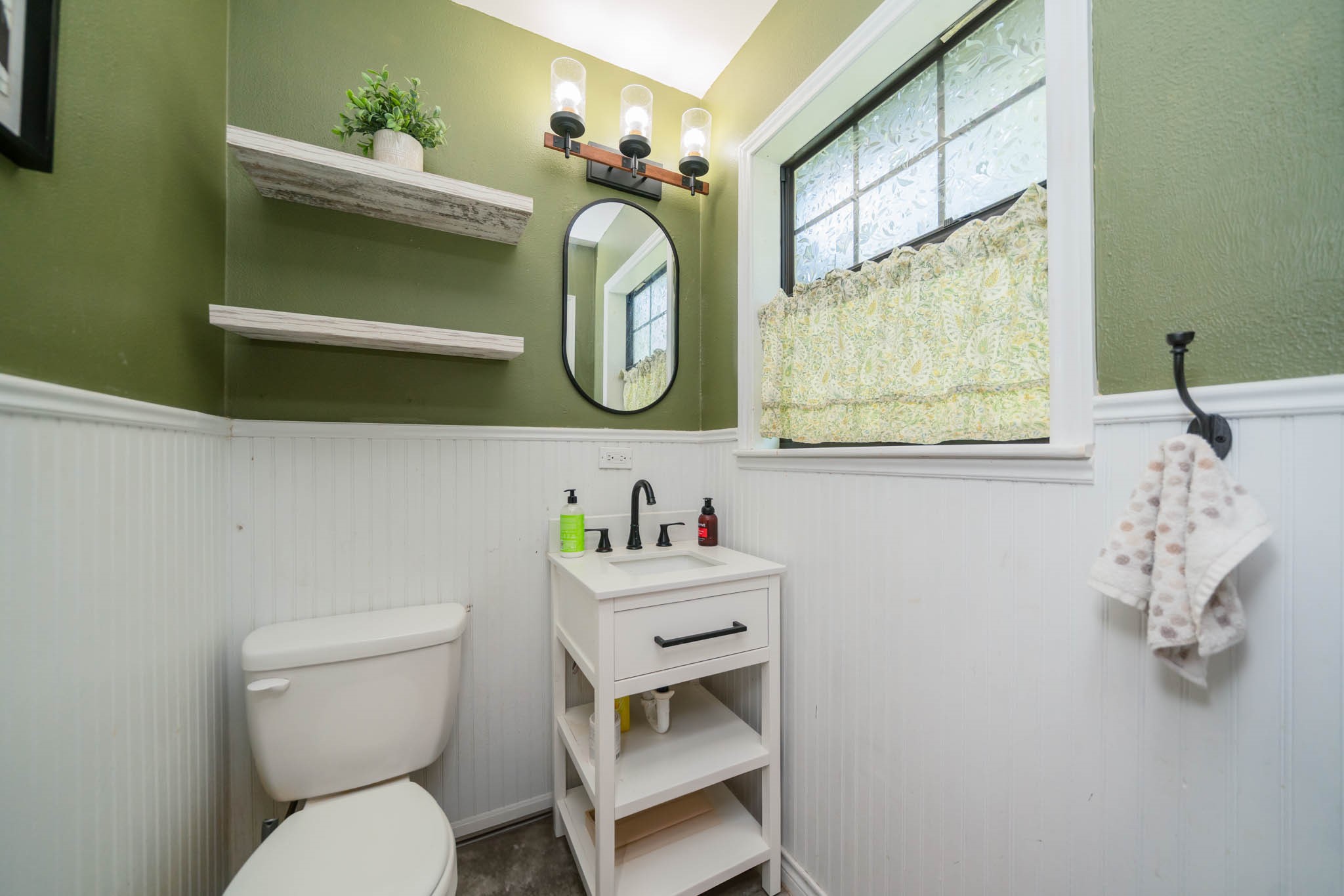 141 Cedar Street Rusk TX 75785