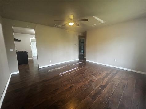 1031 Wade Hampton Street Benbrook TX 76126