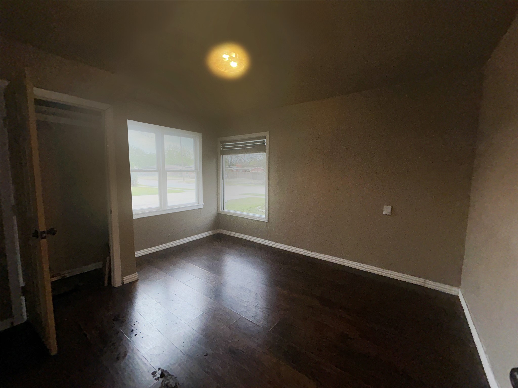 1031 Wade Hampton Street Benbrook TX 76126