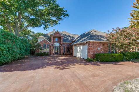 3009 Oak Point Drive Garland TX 75044