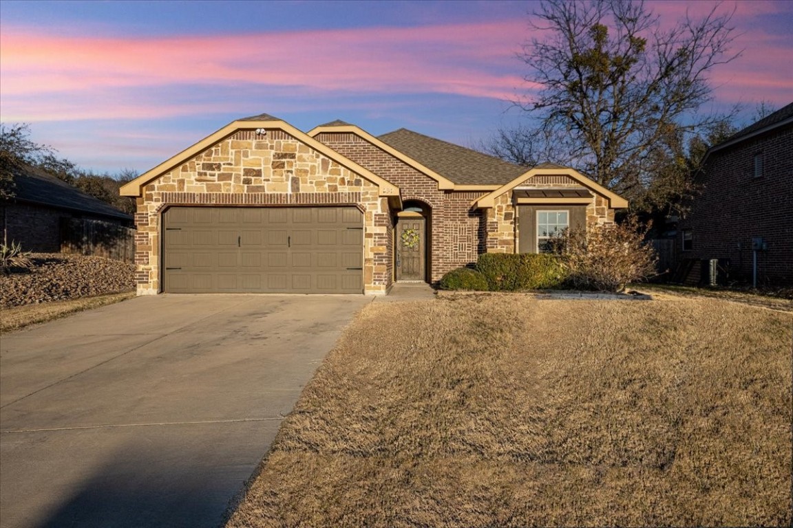 237 Water Oak Lane Weatherford TX 76086