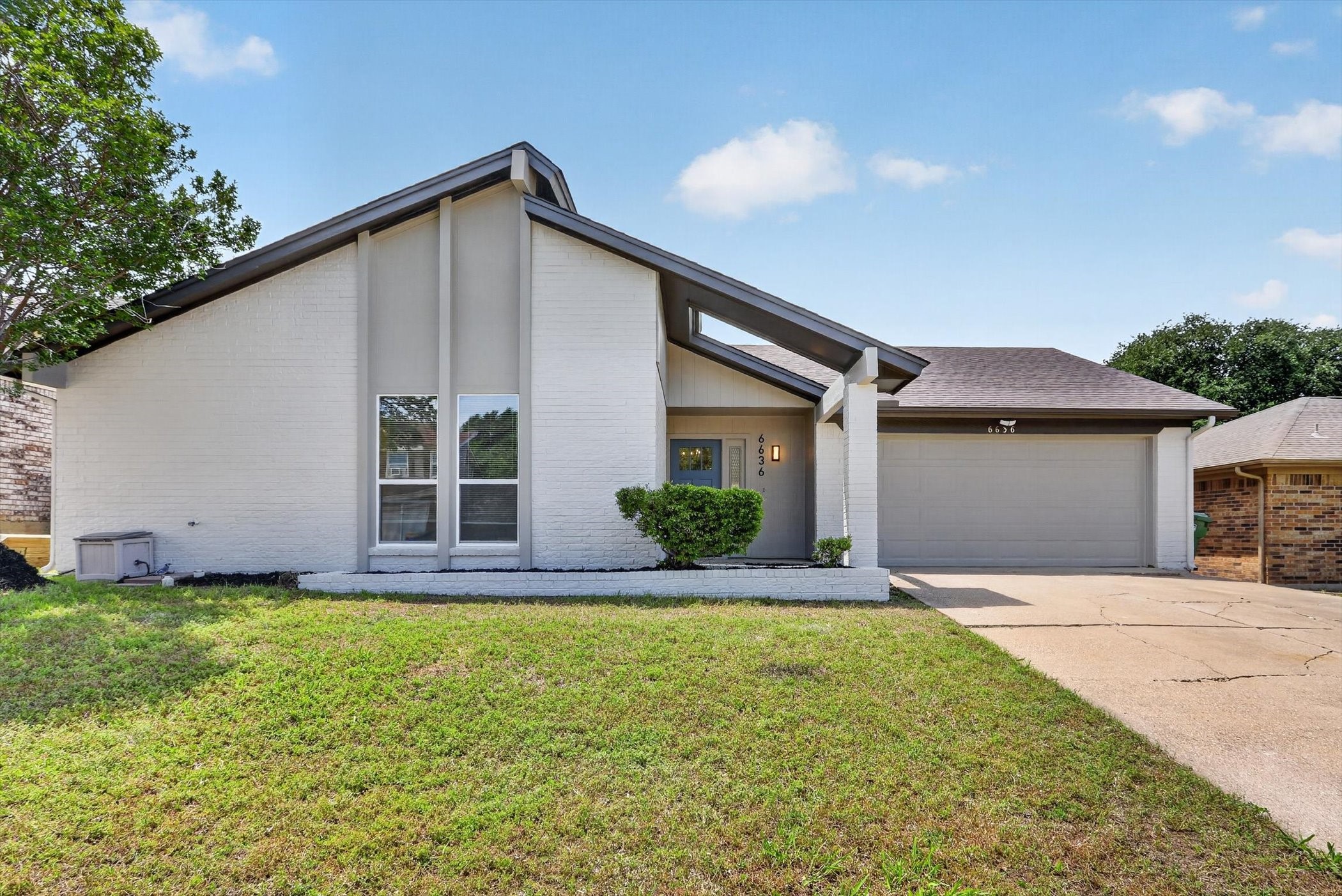 6636 Redbud Drive Watauga TX 76148