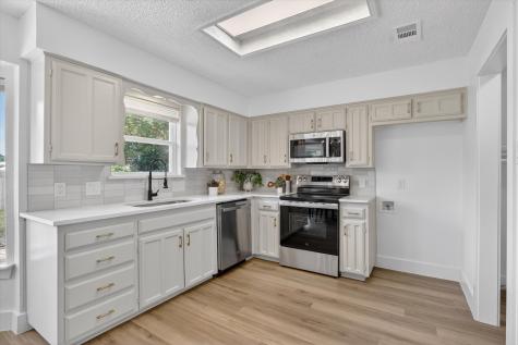 6636 Redbud Drive Watauga TX 76148