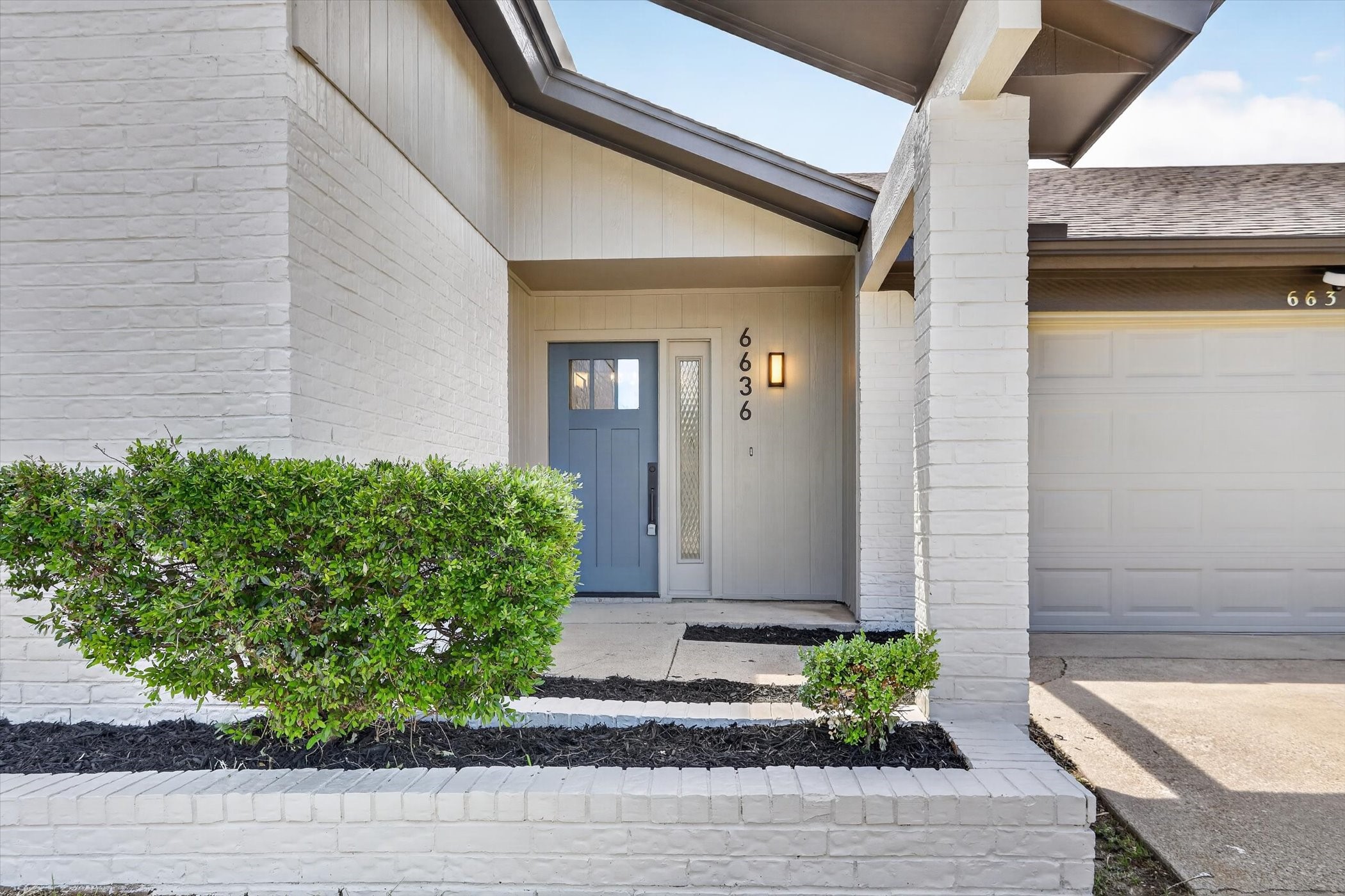 6636 Redbud Drive Watauga TX 76148