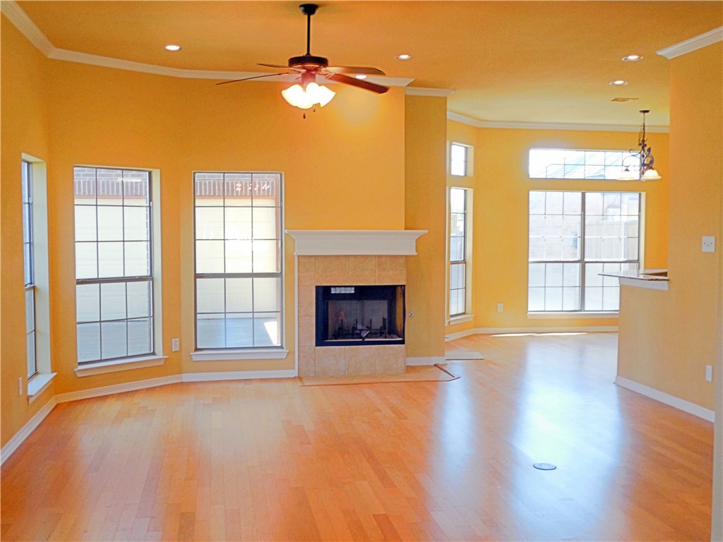 504 Phillip Drive Cedar Hill TX 75104