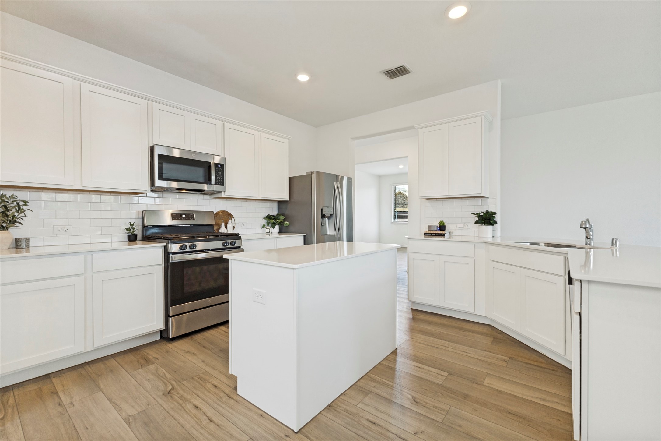 3305 Cardinal Flower Place Mckinney TX 75071