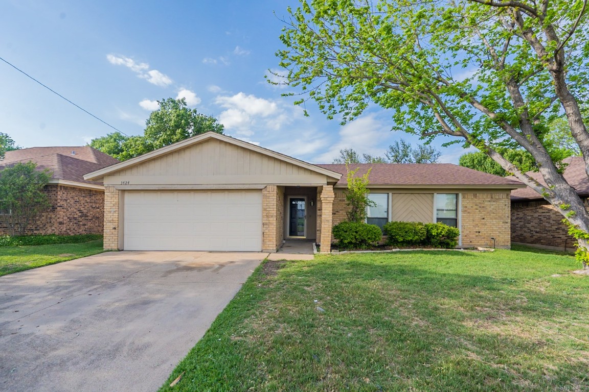 3424 Park Lake Drive Fort Worth TX 76133