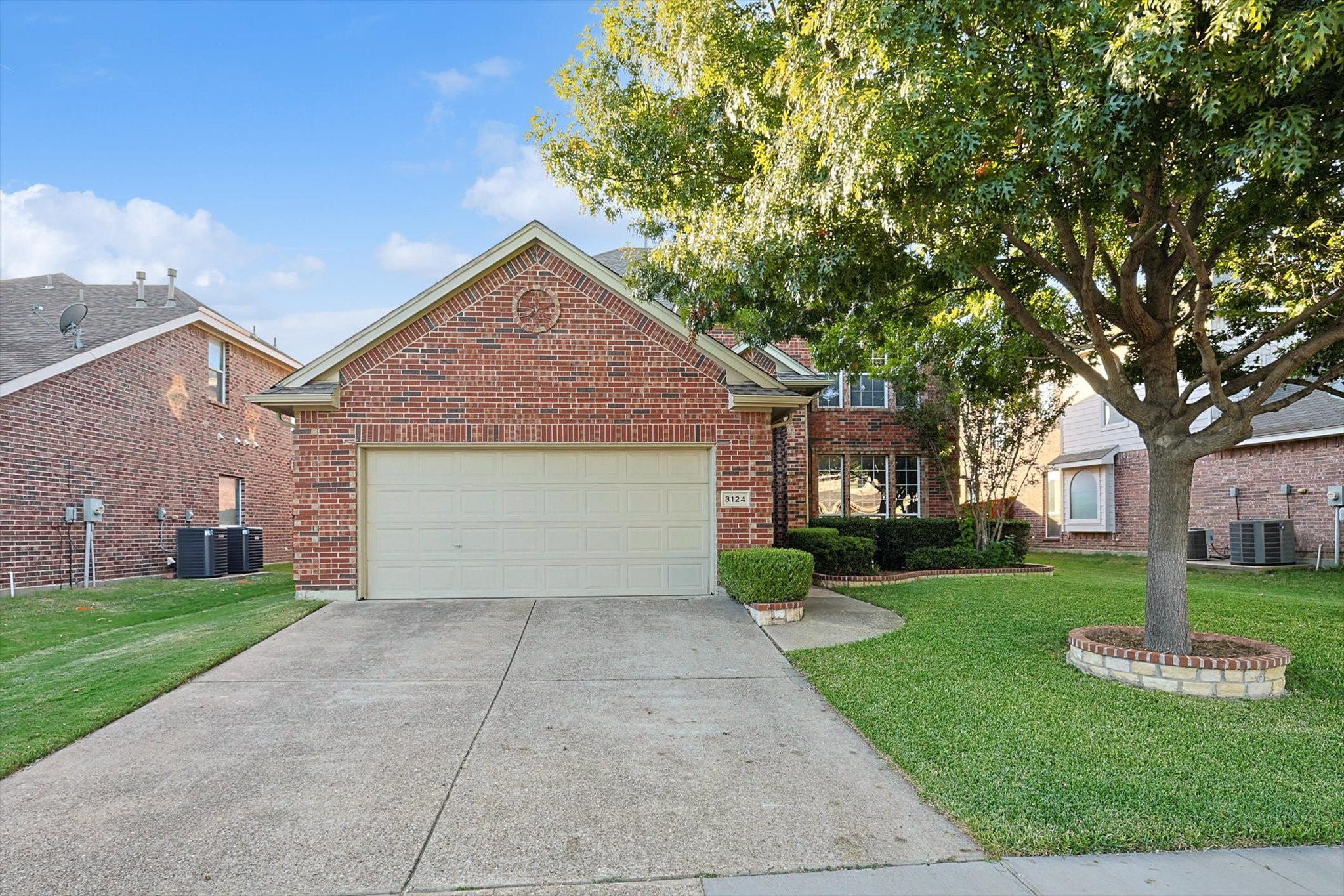 3124 Guadaloupe Grand Prairie TX 75054