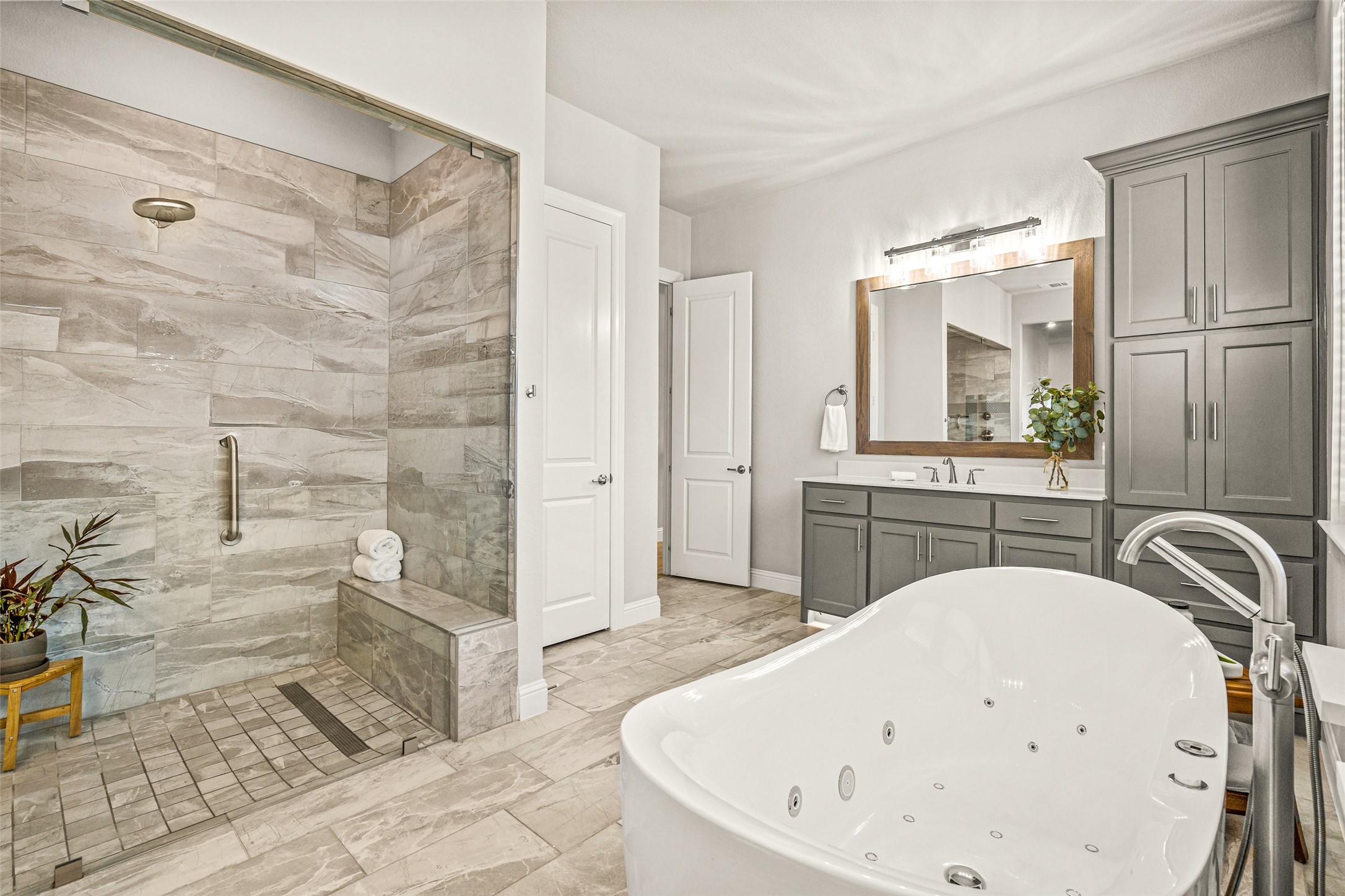 221 Oakmont Drive Haslet TX 76052
