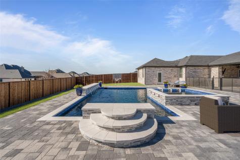 221 Oakmont Drive Haslet TX 76052