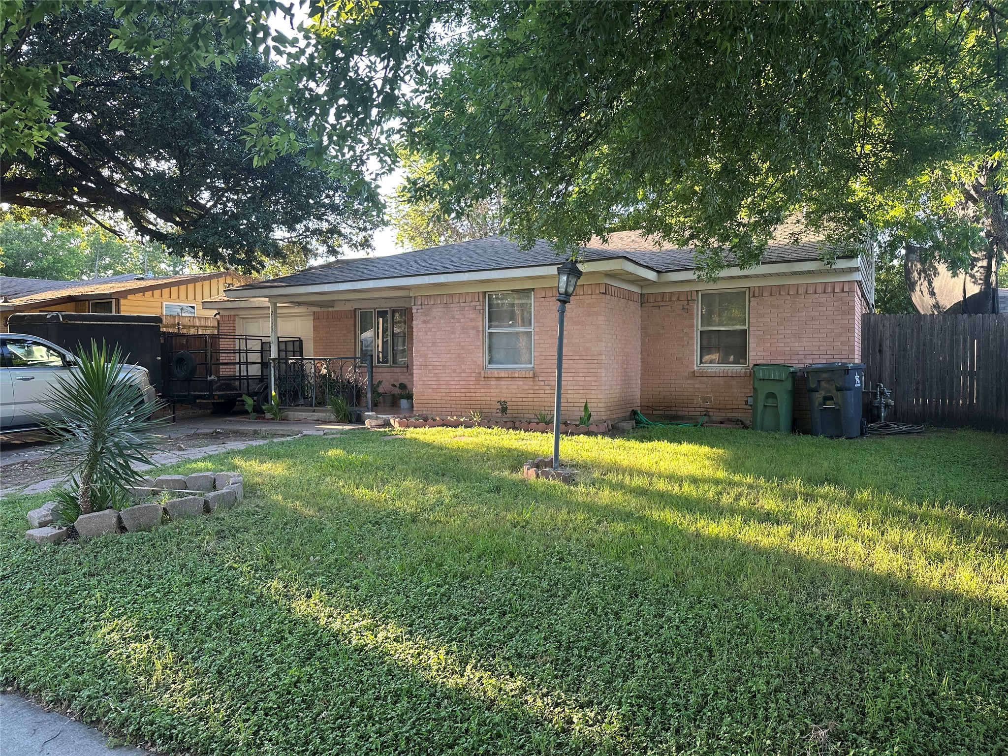 2133 Greenway Street Arlington TX 76010