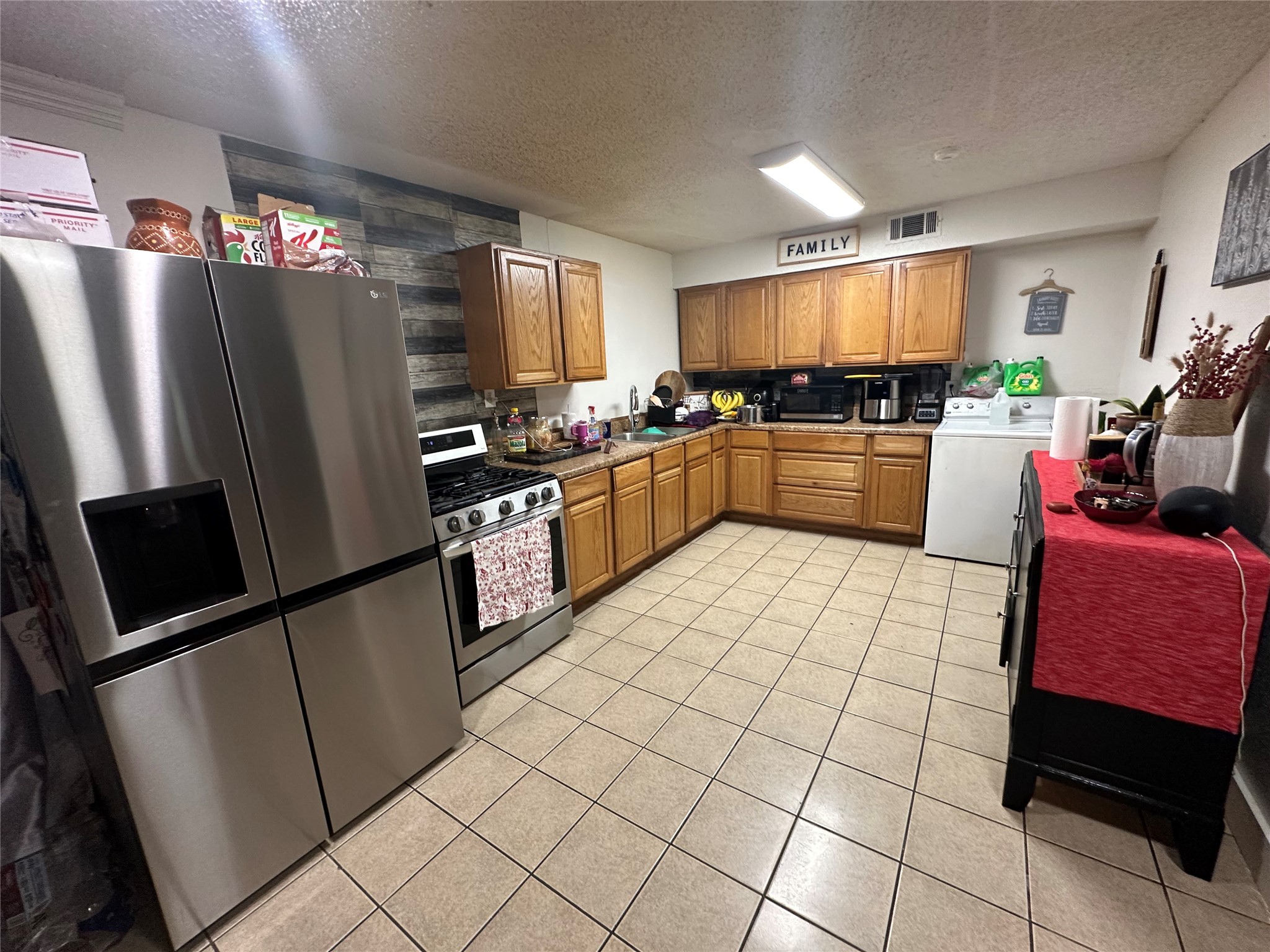 2133 Greenway Street Arlington TX 76010