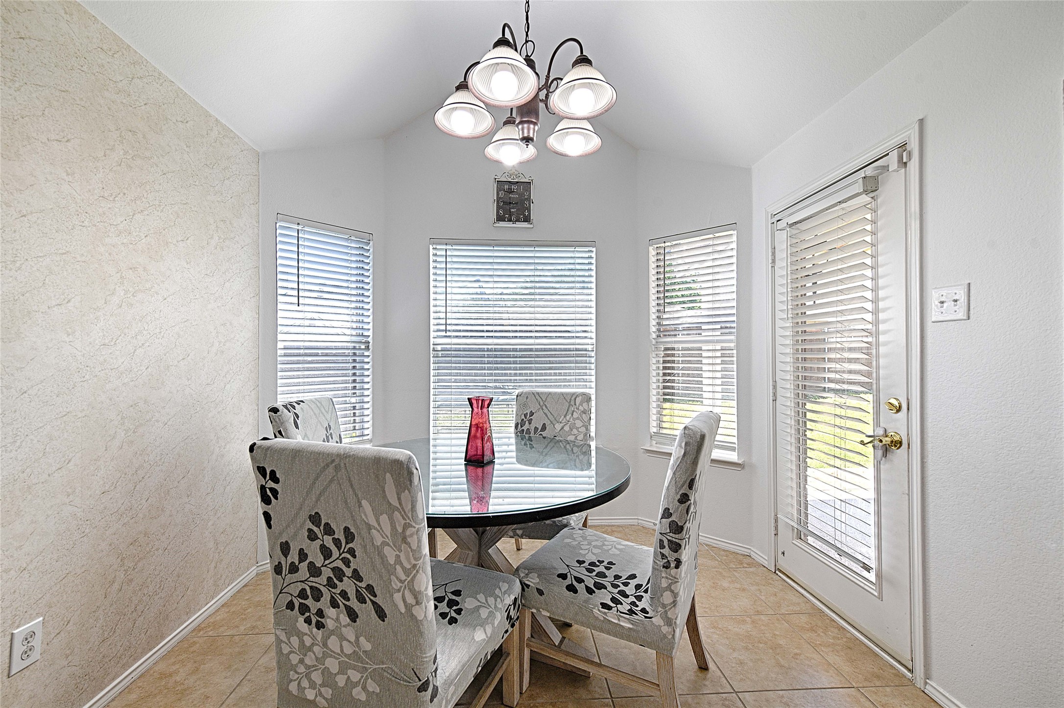 3114 Blake Street Corinth TX 76210