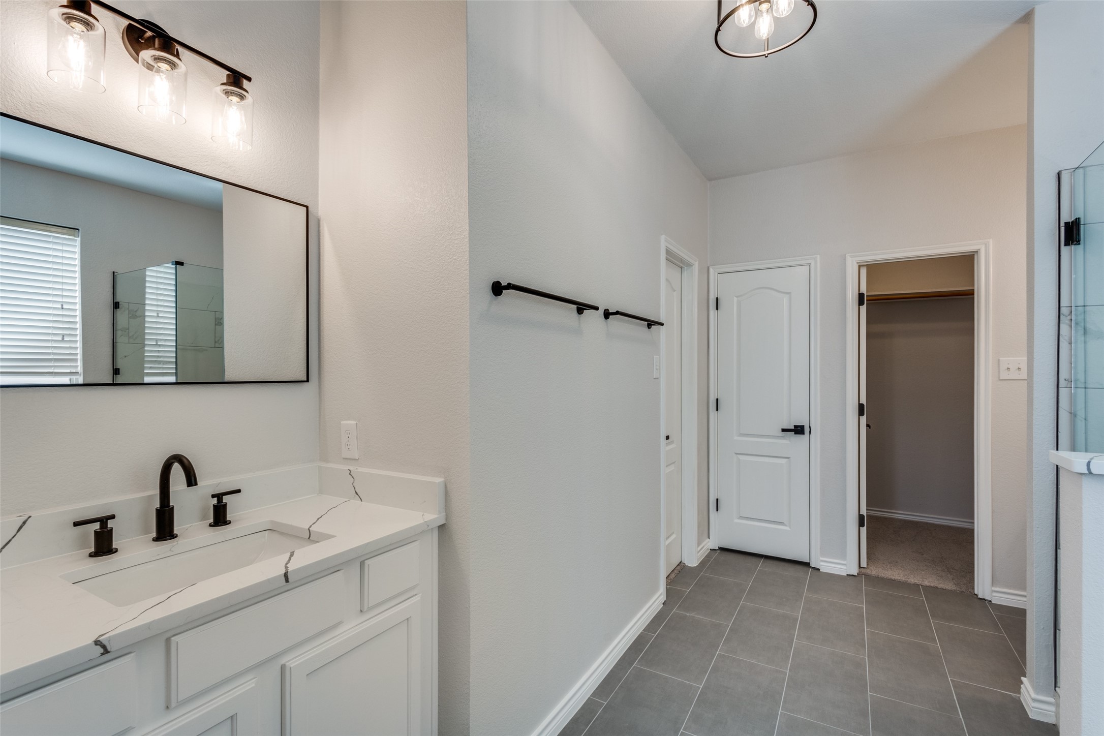 1213 King George Lane Savannah TX 76227
