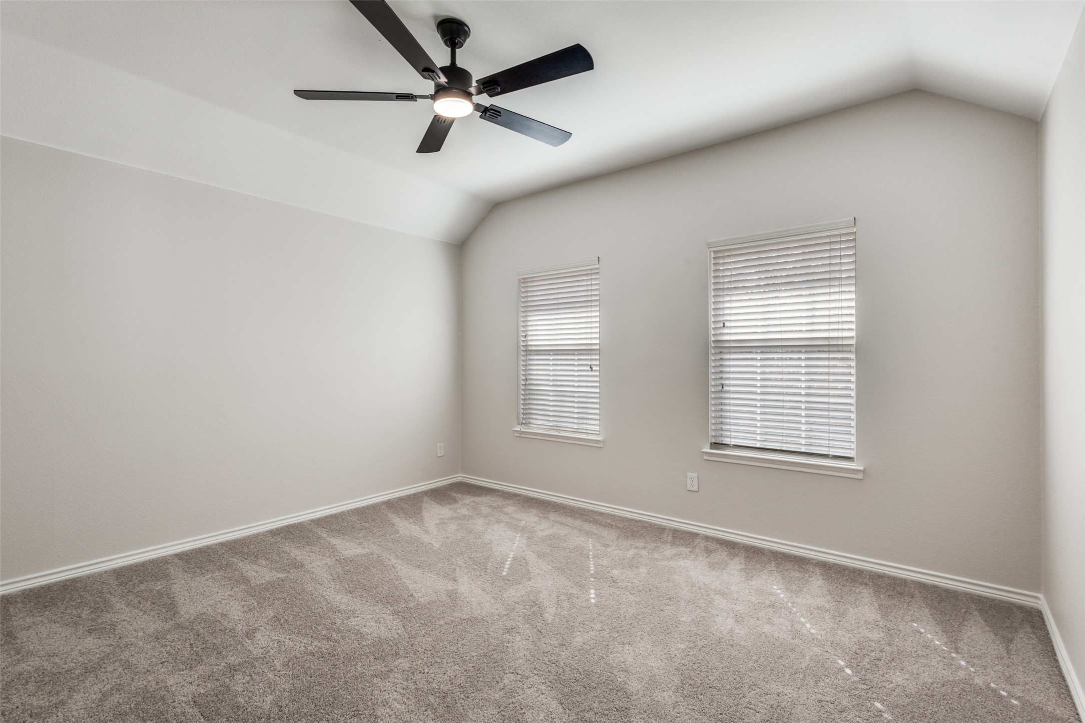 1213 King George Lane Savannah TX 76227