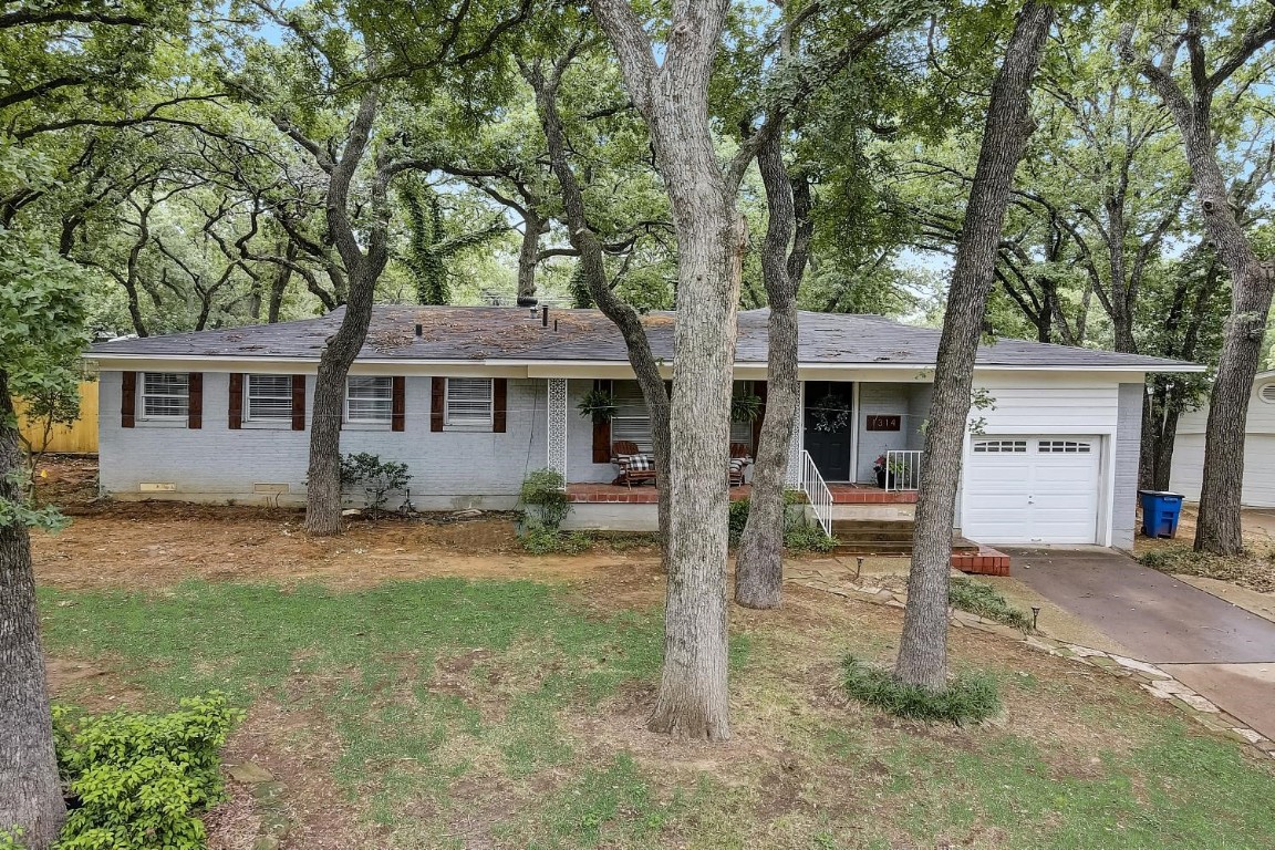 1314 W Cedar Street Arlington TX 76012