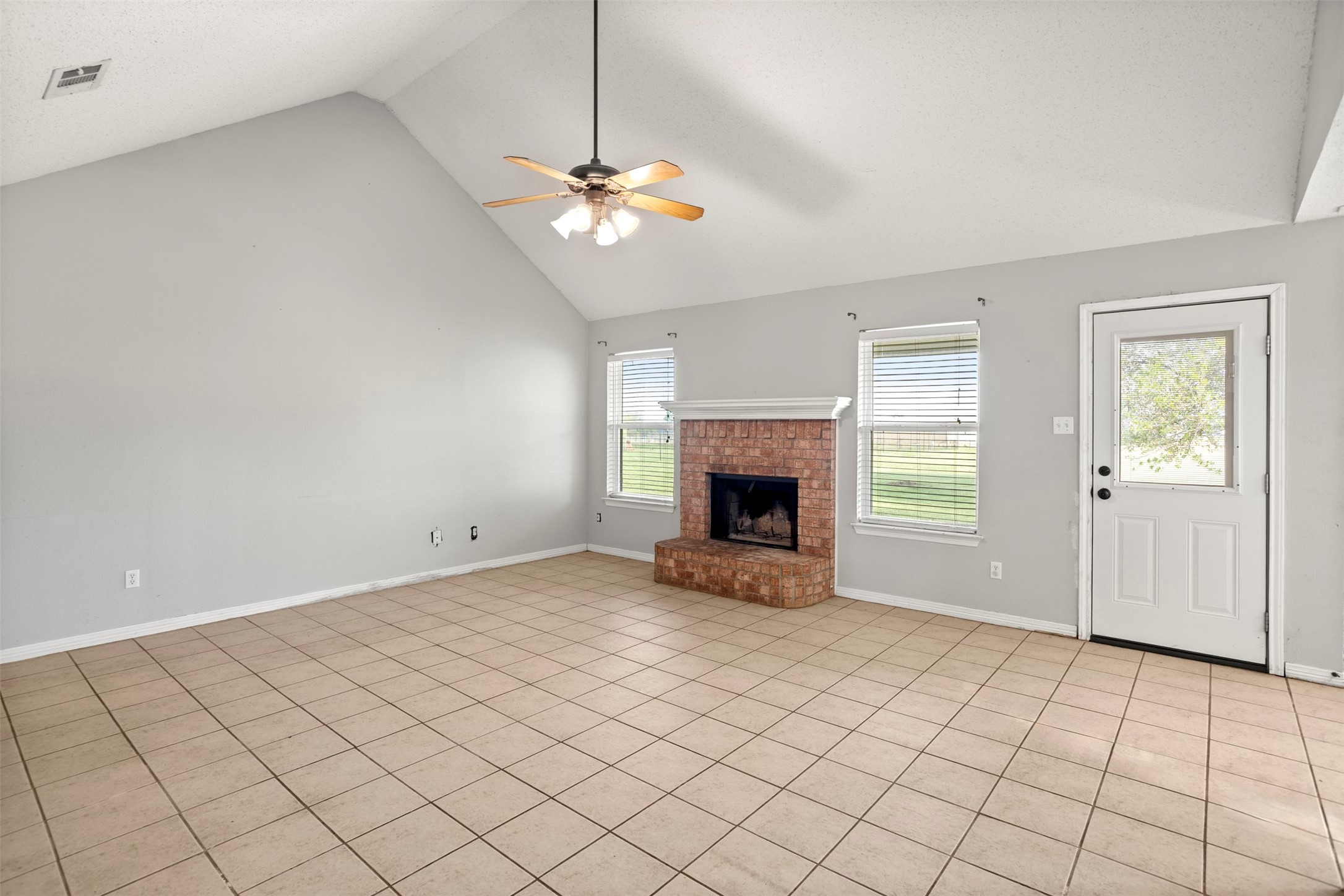 2825 Fm 876 Waxahachie TX 75167