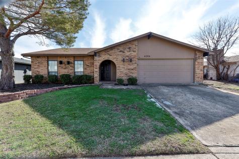 4204 Staghorn Circle S Fort Worth TX 76137