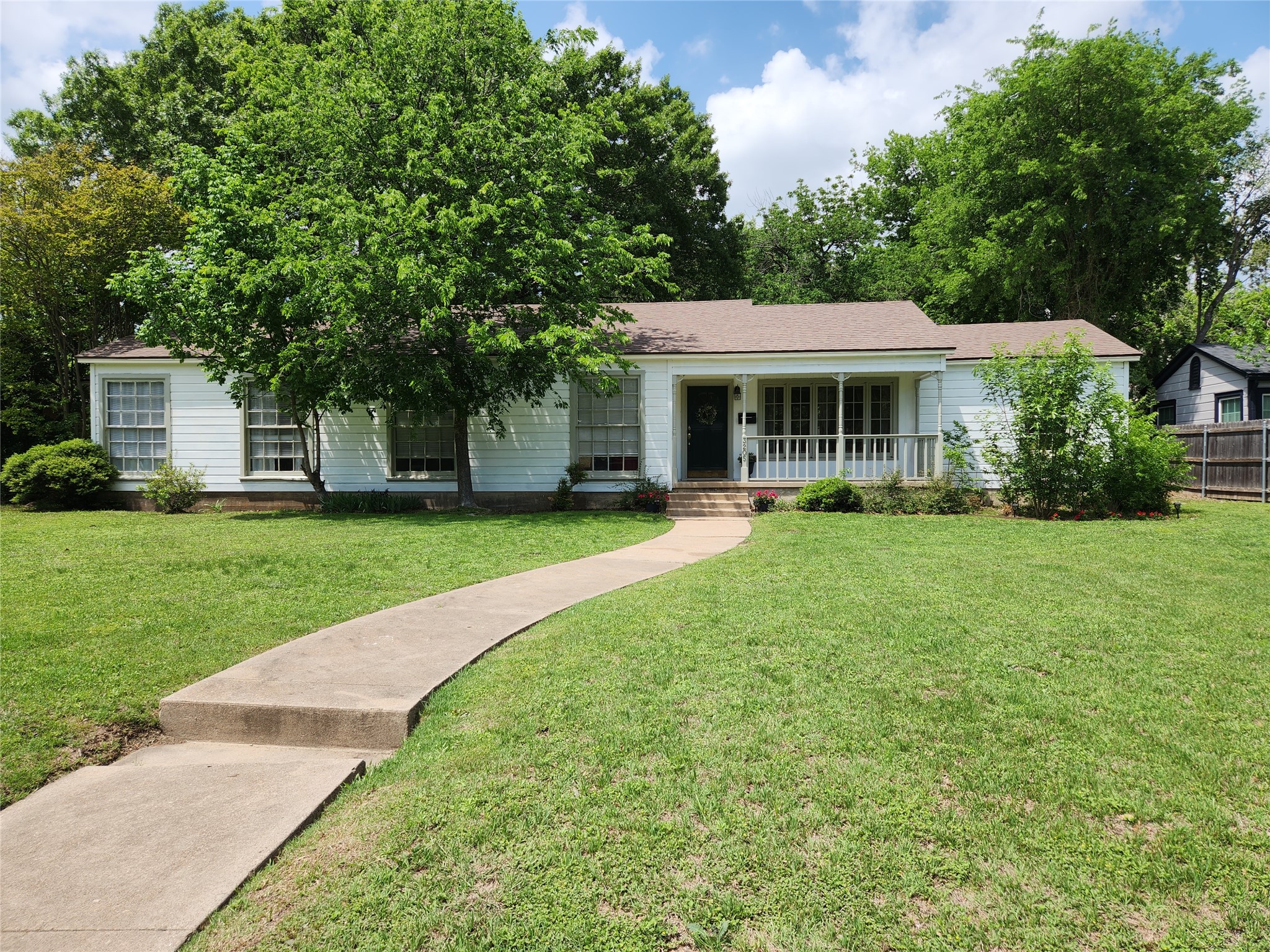 3205 Live Oak Avenue Waco TX 76708