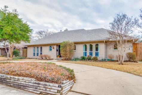 7434 La Manga Drive Dallas TX 75248
