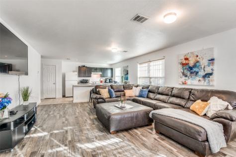 4749 Yancy Street Dallas TX 75216