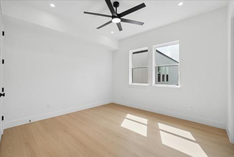 1827 Pollard Street Dallas TX 75208