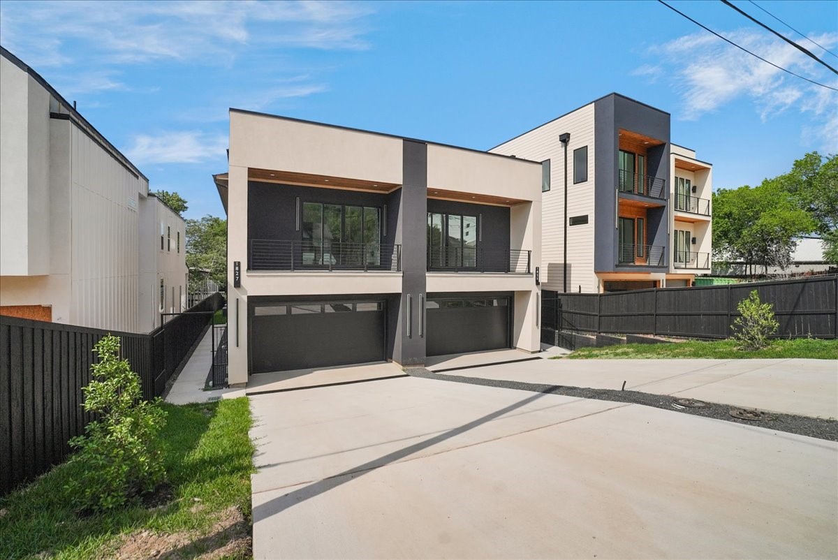 1827 Pollard Street Dallas TX 75208