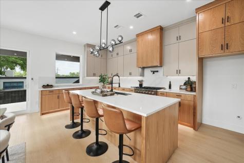 1827 Pollard Street Dallas TX 75208