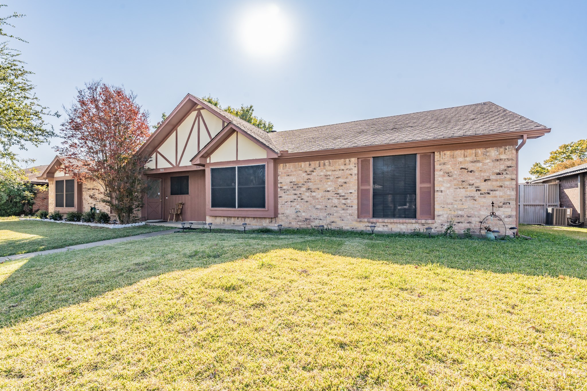 306 Cole Street Garland TX 75040