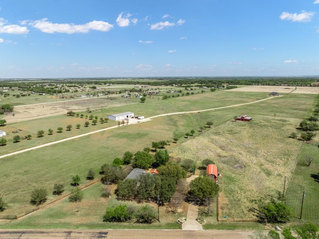 1840 Val Verde Road Mcgregor TX 76657